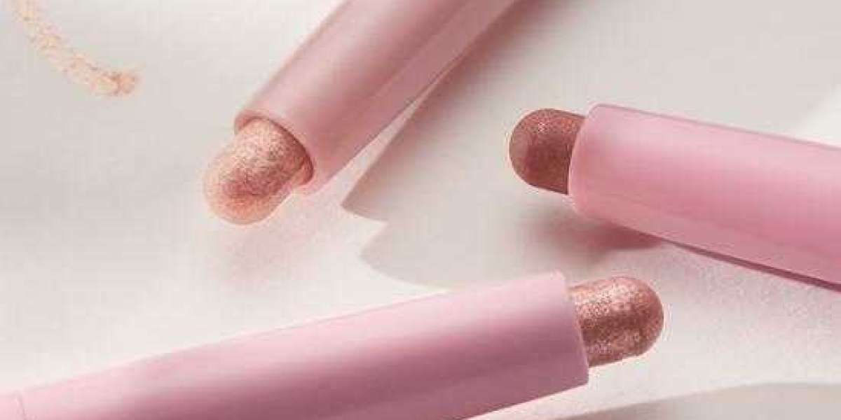 Enchante Cosmetics: Where Beauty Meets Luxury