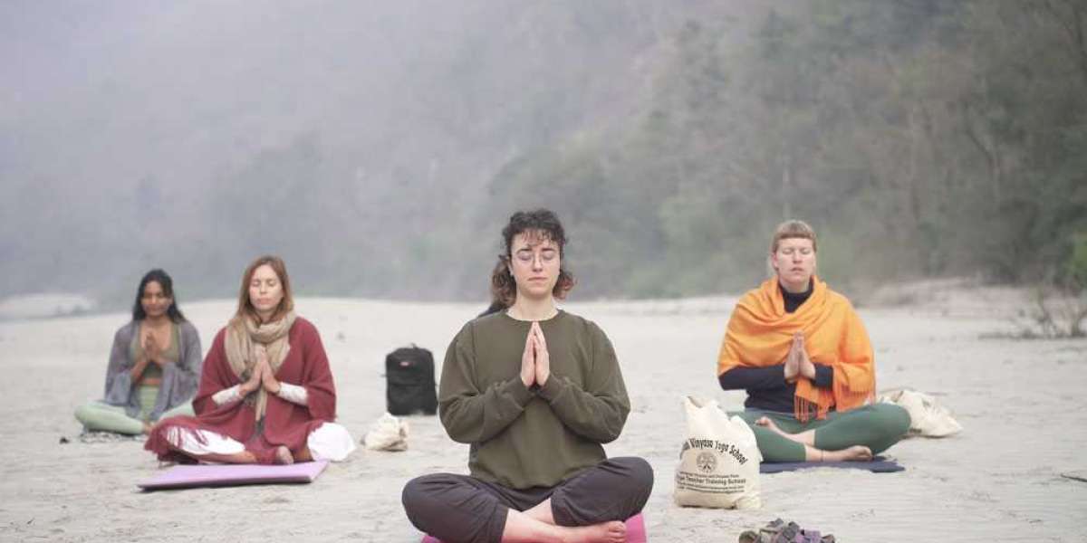 Why Rishikesh is the Perfect Place for 200-Hour Yoga Teacher Training