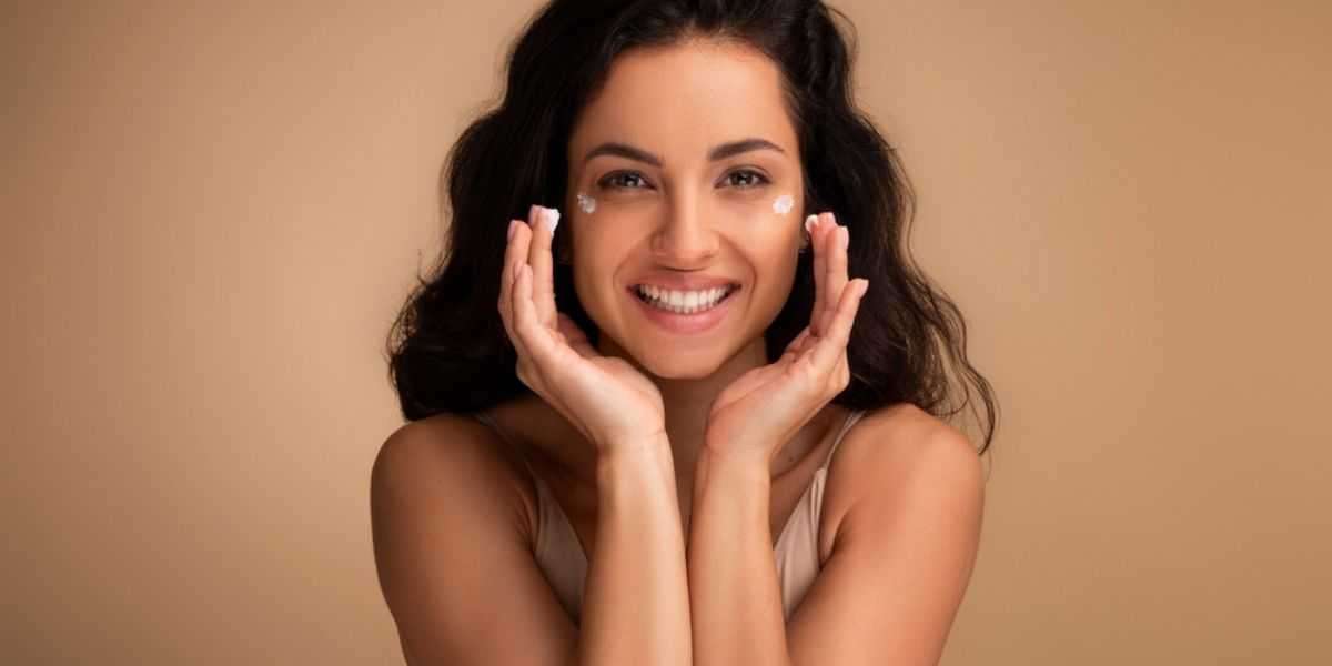 How to Keep Your Skin Bright and Glowing in Winter With Whitening Creams